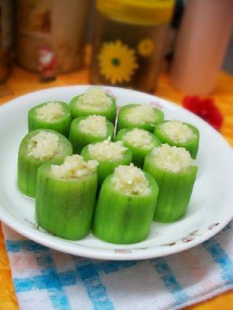 蒜茸蒸丝瓜