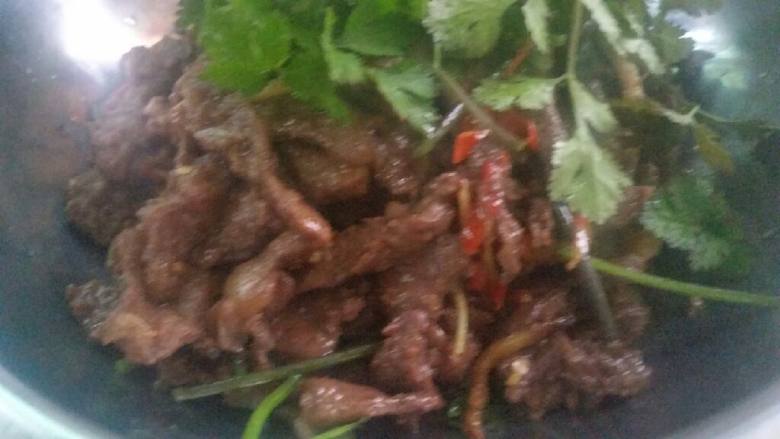 干锅嫩牛肉片