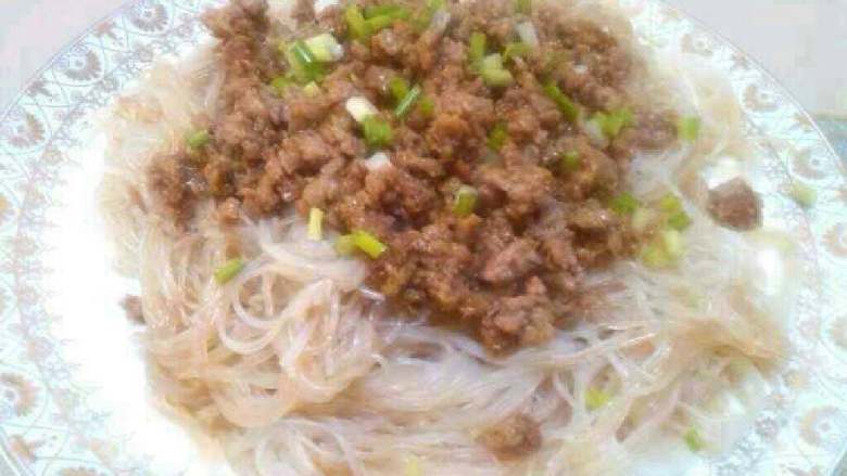 粉丝肉末,蒸好了。。