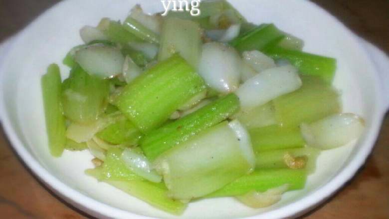 芹菜白合,完成。