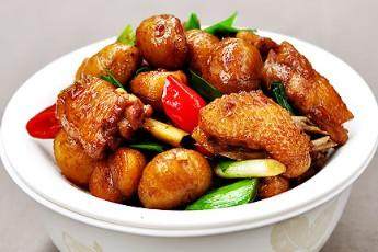 板栗炖鸡