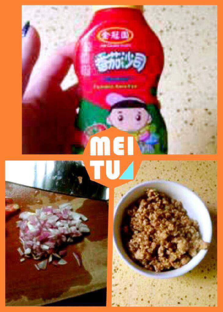 意大利面,准备<a style='color:red;display:inline-block;' href='/shicai/ 59'>番茄</a>酱，炒好的<a style='color:red;display:inline-block;' href='/shicai/ 442'>肉末</a>，<a style='color:red;display:inline-block;' href='/shicai/ 29'>洋葱</a>切碎