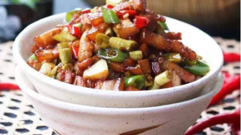 酸豆角炒五花肉