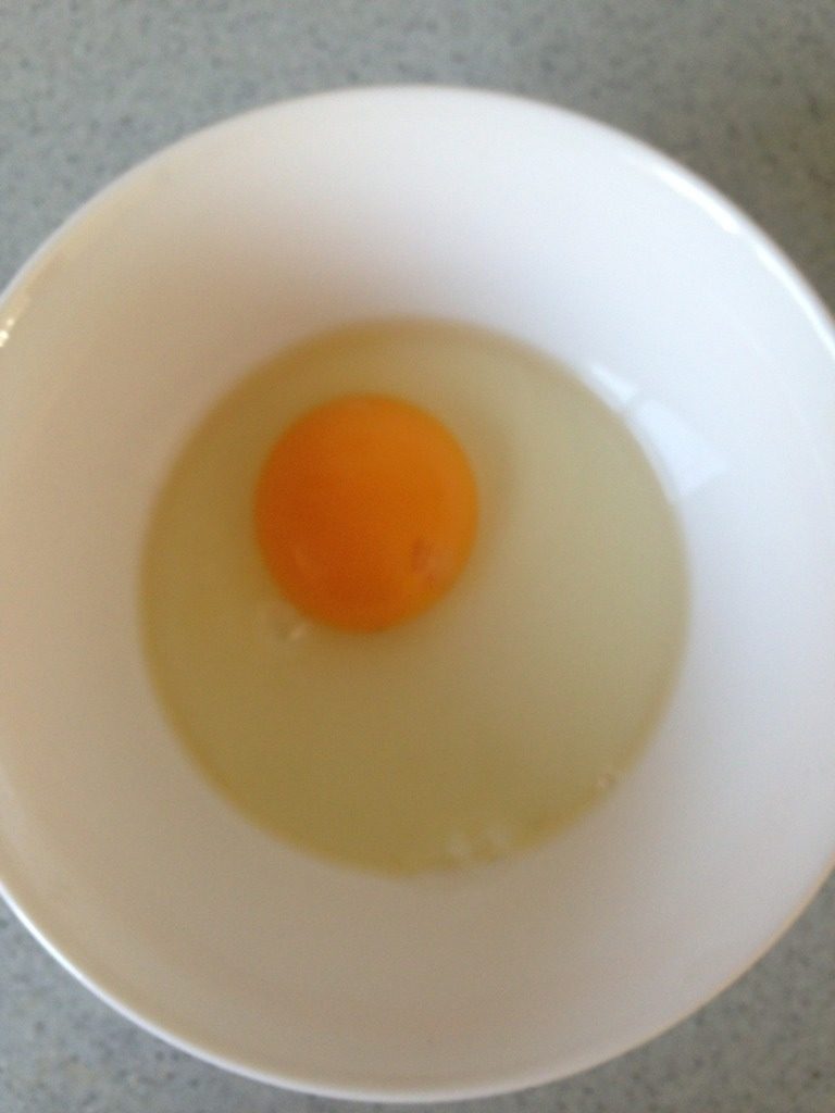 什锦蛋炒饭,<a style='color:red;display:inline-block;' href='/shicai/ 9'>鸡蛋</a>一枚备用,如图