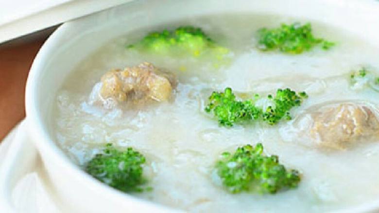 西兰花肉丸粥