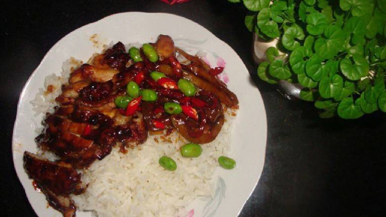 日式照烧鸡腿饭