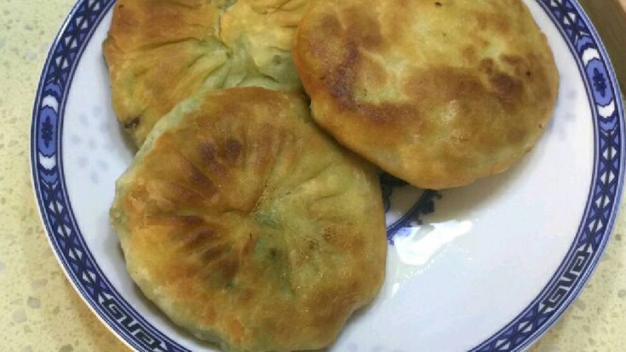 酥酥脆脆鸡蛋韭菜盒子