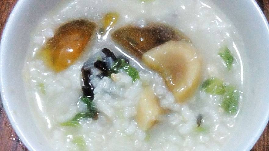 皮蛋山药瘦肉粥
