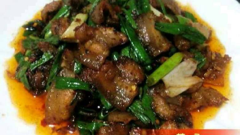 蒜苗干煸五花肉