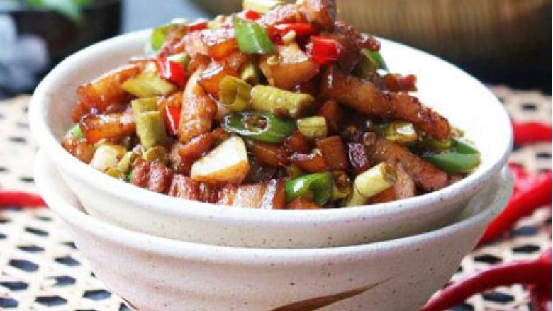 酸豆角炒五花肉