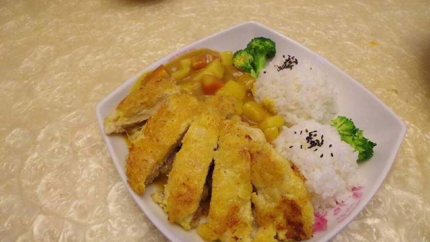 咖喱鸡排饭