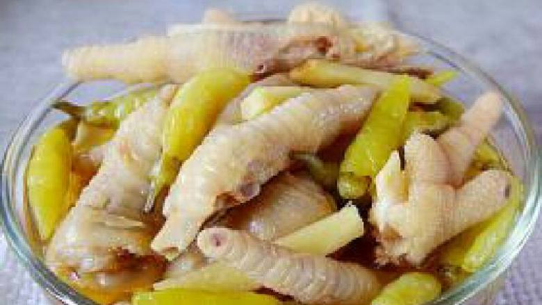 秘制泡椒鸡爪