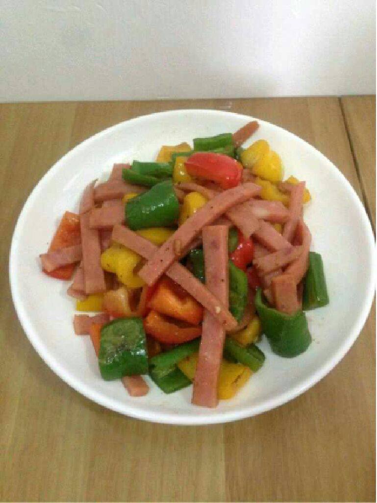 三色椒炒火腿