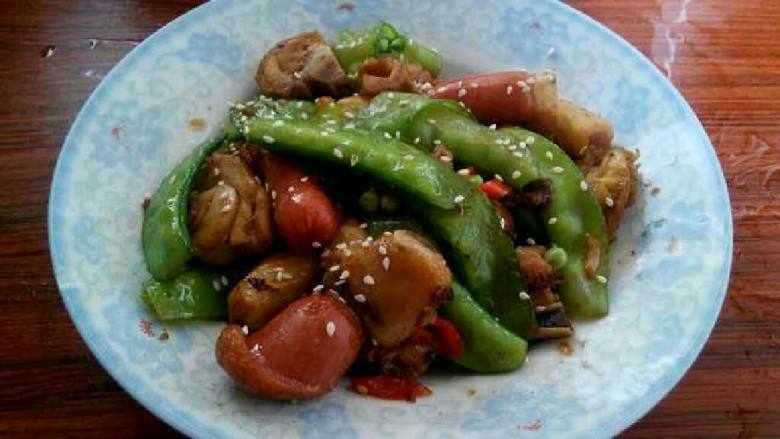 鸡腿肉丸荷兰豆