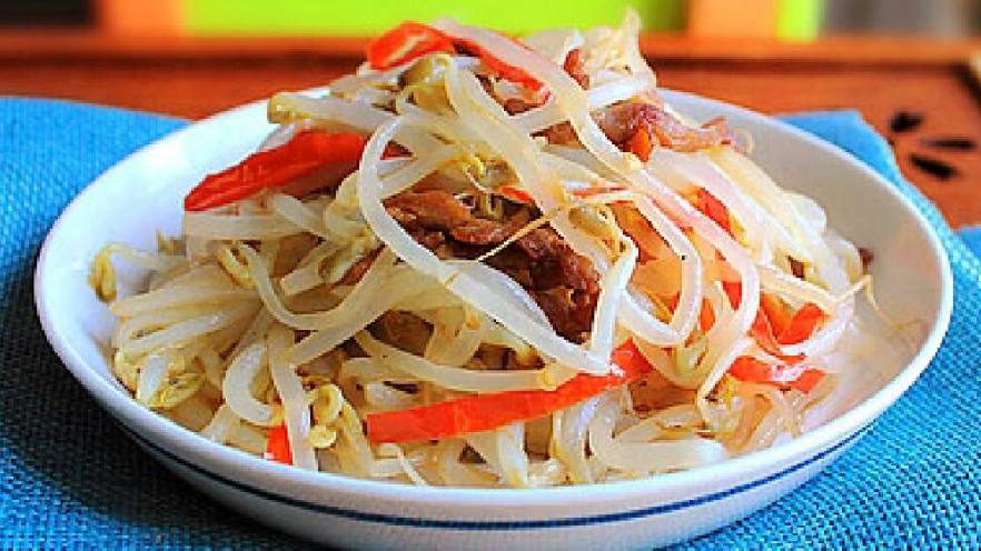 绿豆芽炒肉丝