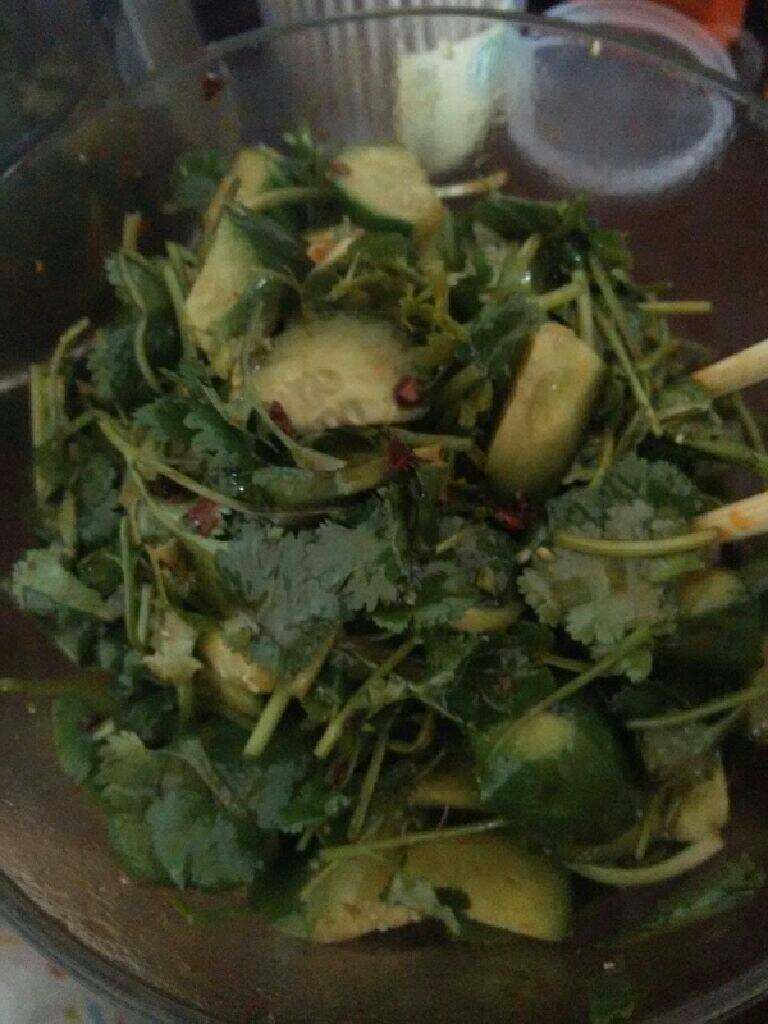 腊八粥,搭配自己喜欢的小菜，开吃吧。