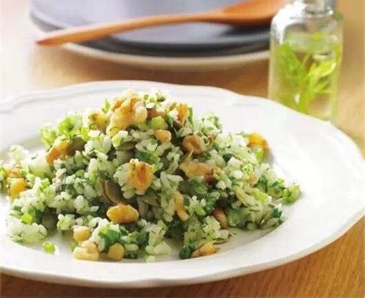 翡翠坚果菜饭
