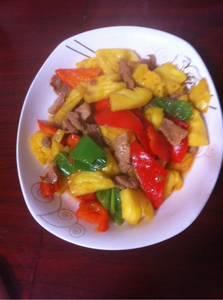 菠萝炒肉片