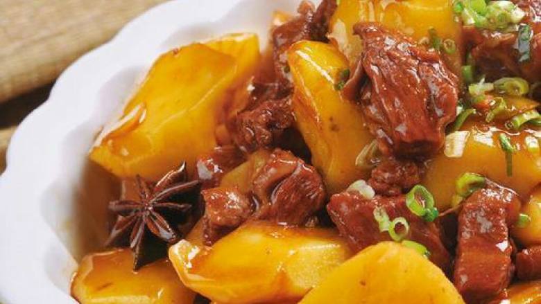 土豆炖牛腩