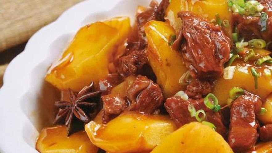 土豆炖牛腩