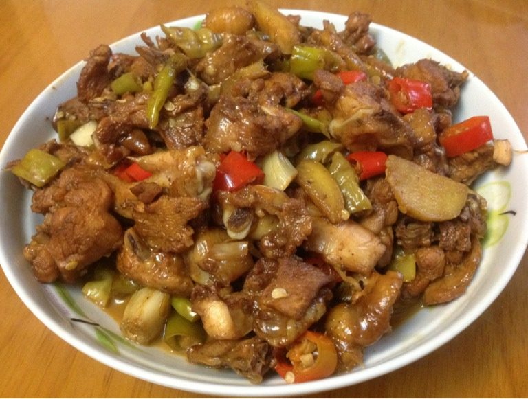 酸辣椒小炒鸡
