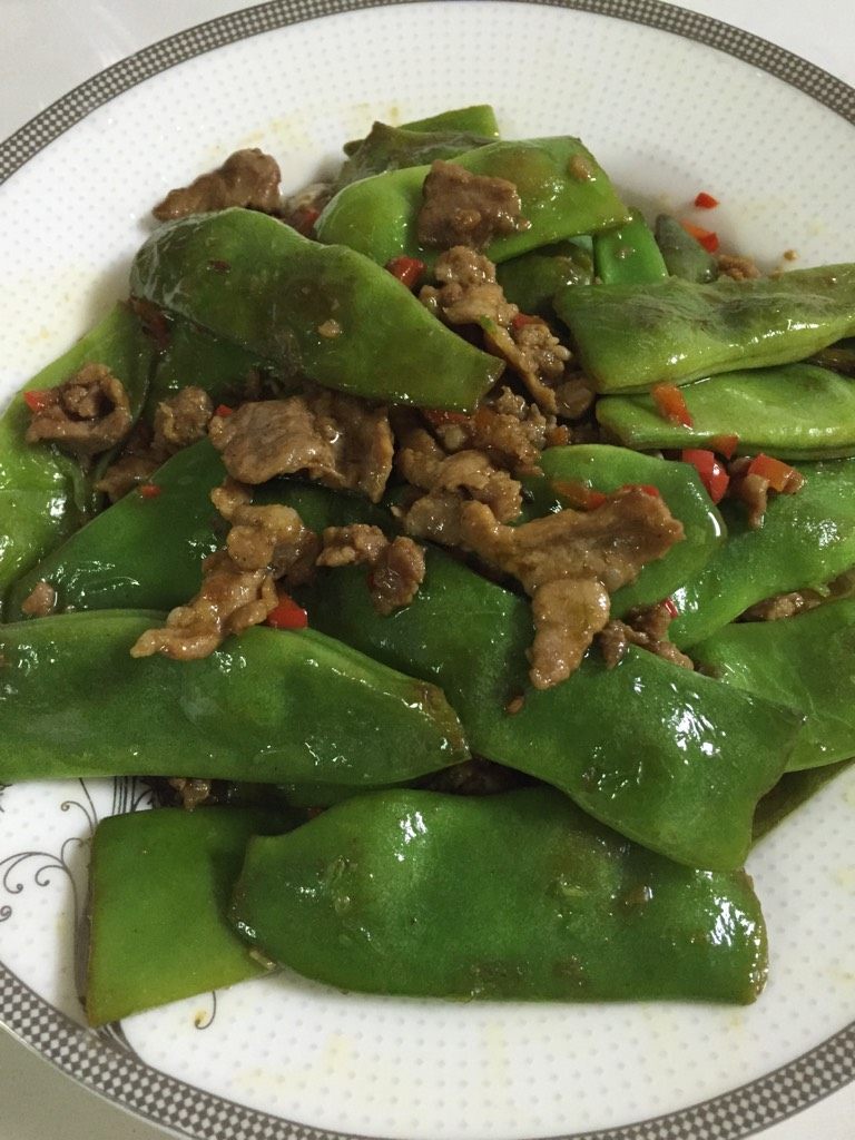 肉片炒油豆角