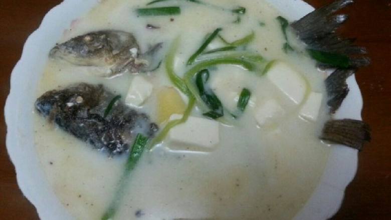 鲫鱼豆腐浸