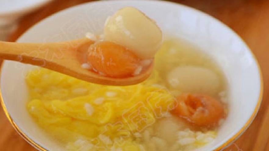 甜酒桂圆冲鸡蛋