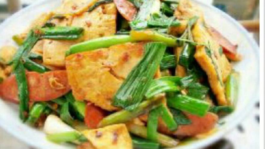 蒜苗炒豆腐