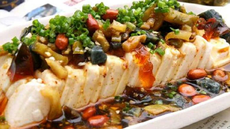 皮蛋豆腐