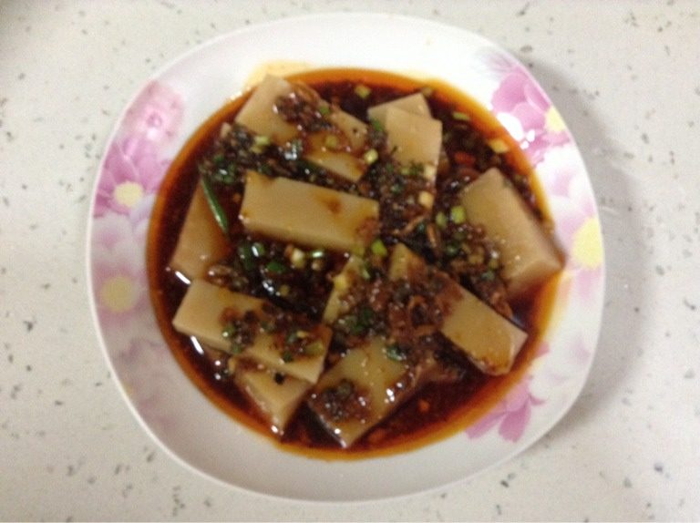 凉拌米豆腐