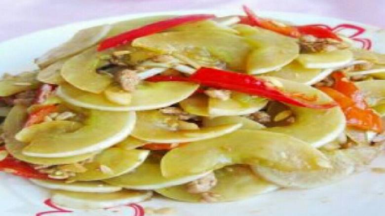 瘦肉炒小脆瓜