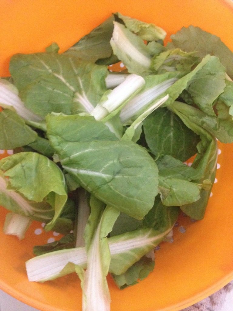 小白菜猪肉丸子汤面,<a style='color:red;display:inline-block;' href='/shicai/ 112'>小白菜</a>洗干净