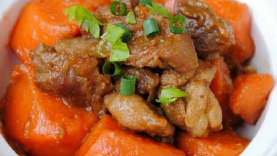 胡萝卜炖羊肉
