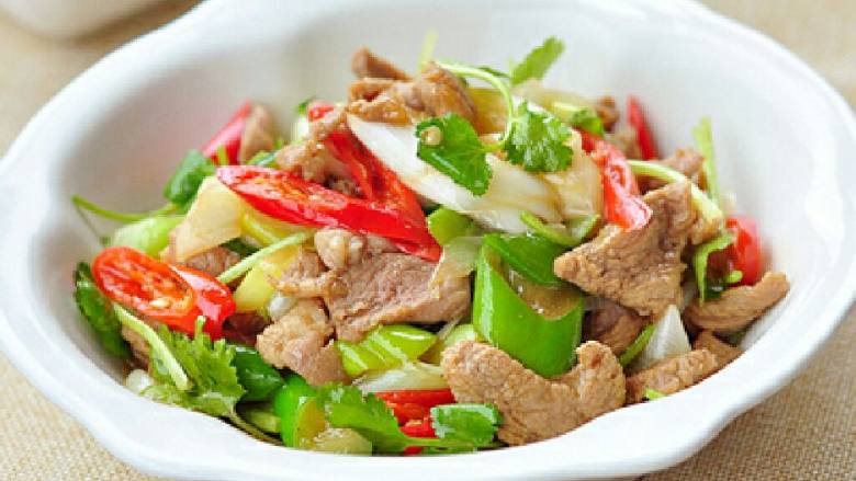 葱爆羊肉
