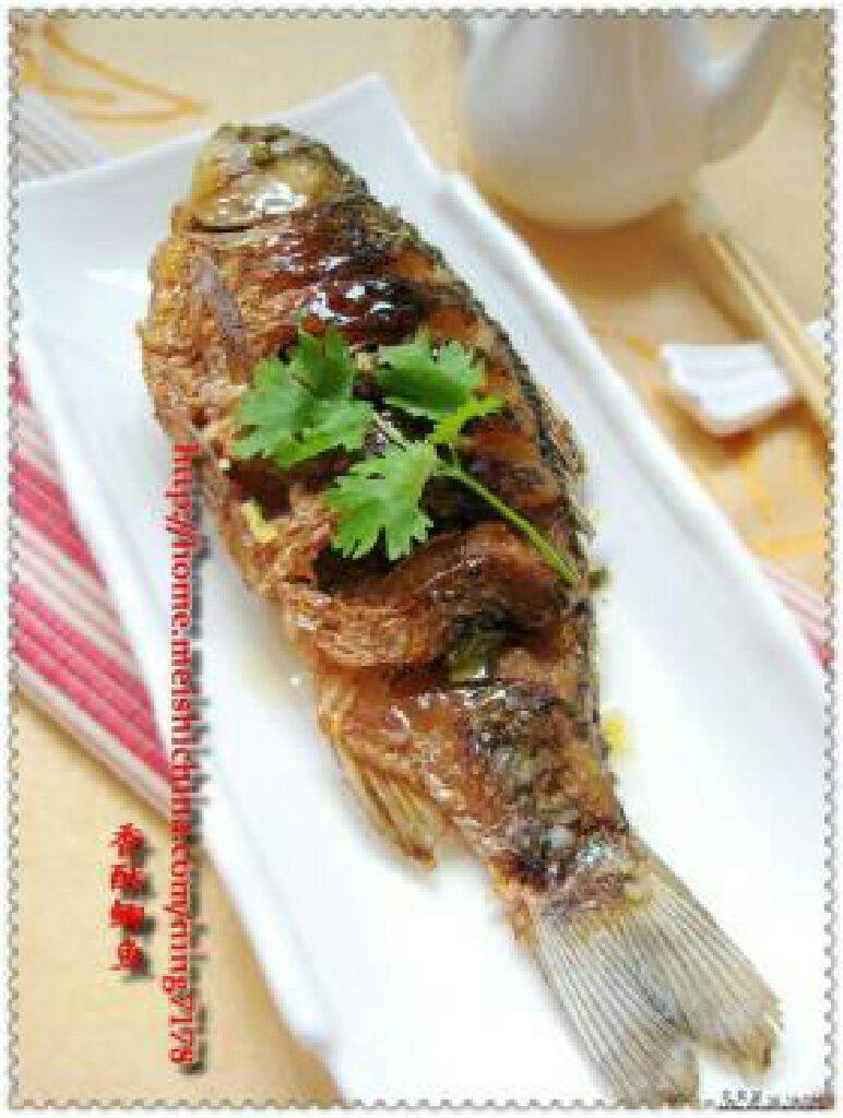【香酥鲫鱼】
