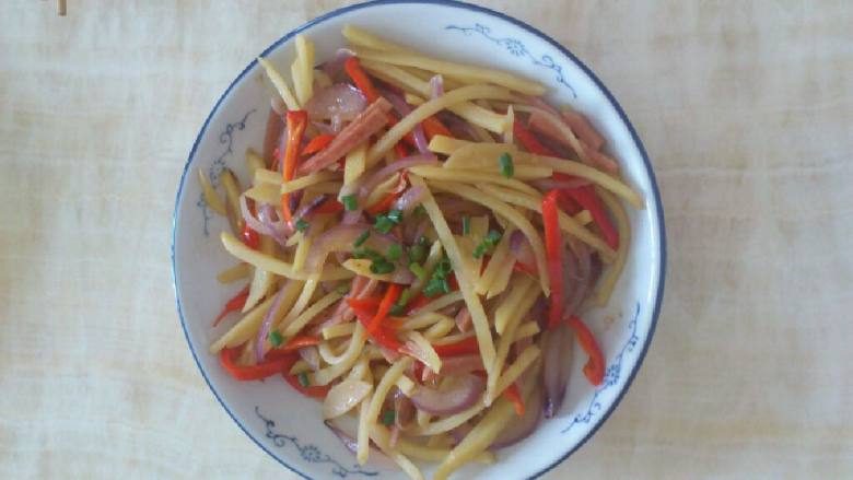 洋葱炒土豆丝