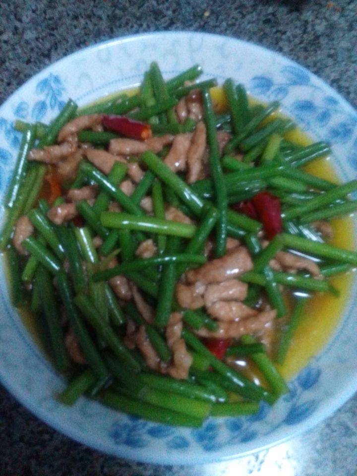 肉丝炒蒜台