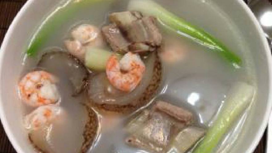 虾仁排骨海参汤