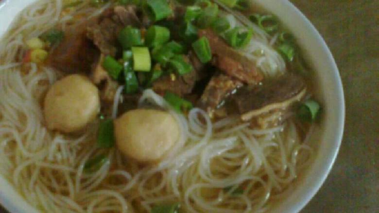 牛腩汤面