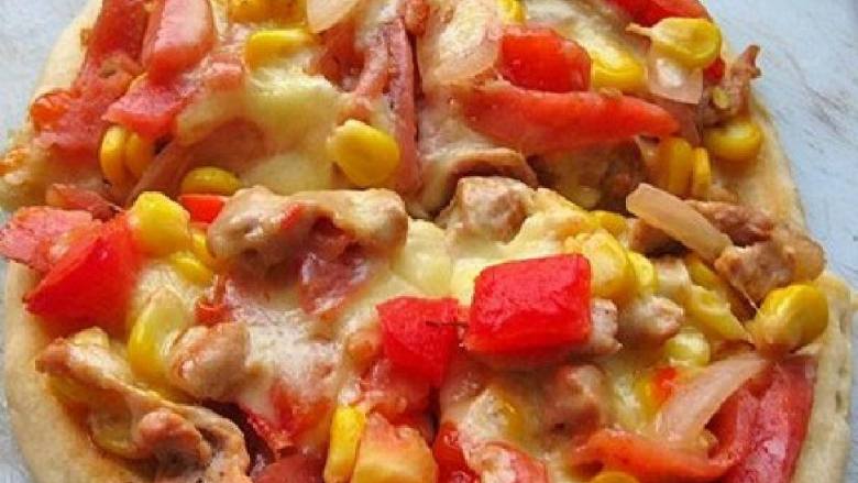 番茄肉丝洋葱披萨