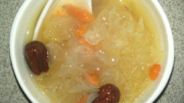 甜银耳汤