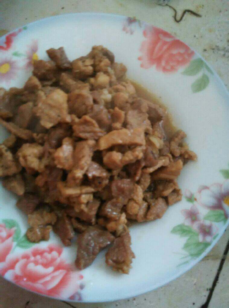 芹菜炒肉,<a style='color:red;display:inline-block;' href='/shicai/ 414'>猪肉</a>提前切好炒熟