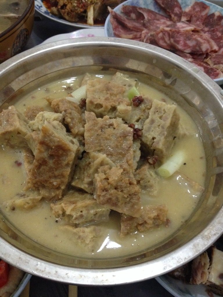 鸡蛋瘦肉饼汤