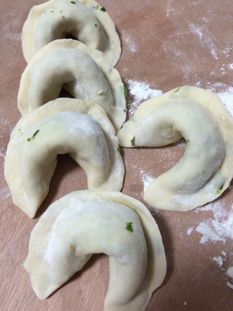 新年素馅饺子,饺皮厚一点 吃起来更有口感 防止露馅