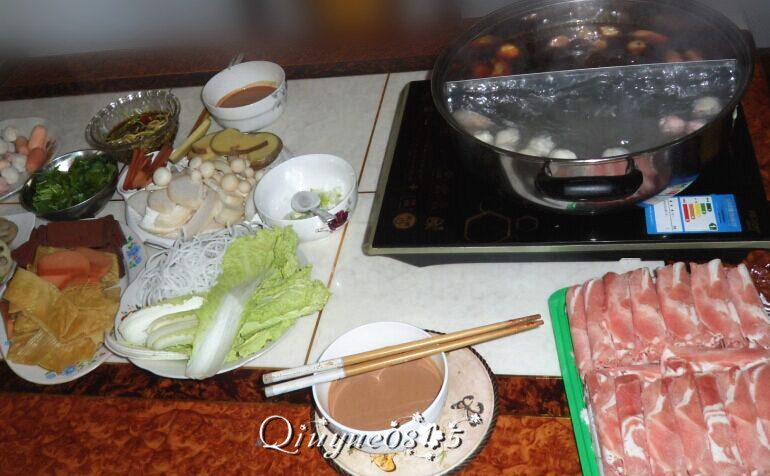 家庭火锅,来个全景吧