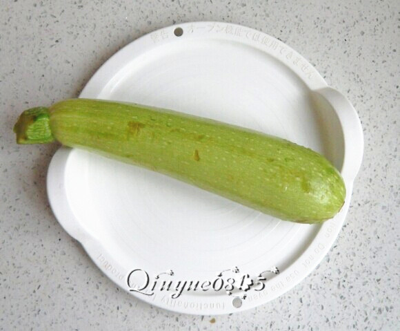 嫩西葫芦蘸料小凉菜,嫩西葫芦