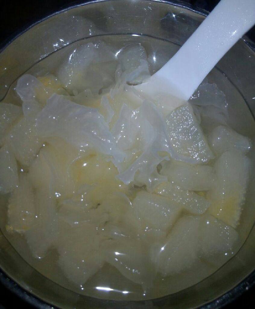雪梨银耳羹
