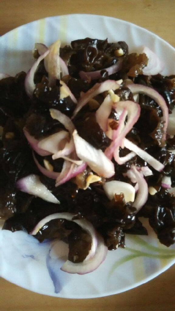 木耳拌洋葱