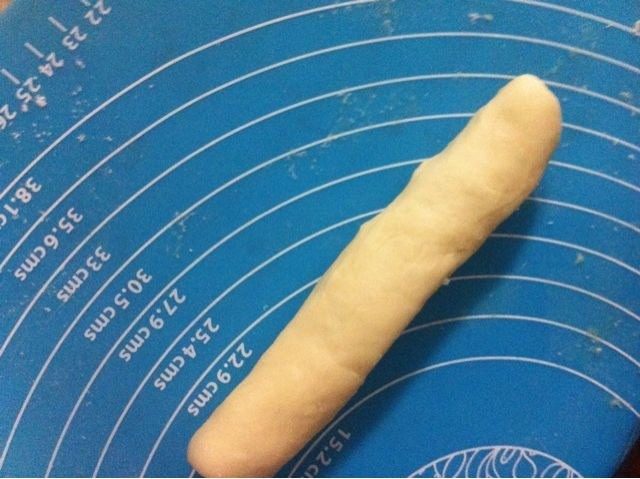 三羊开泰面包,再对折